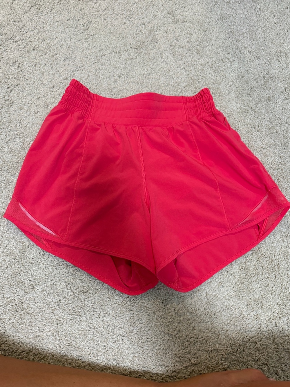 Lululemon Women’s High-Rise Hotty Hot 4” Shorts in Magenta Pink